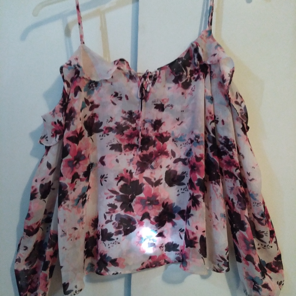 Crop top long sleve/ Blusa de hombros